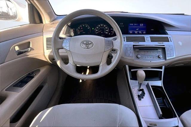 2010 Toyota Avalon XL