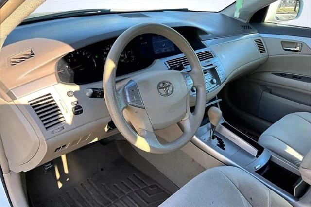 2010 Toyota Avalon XL