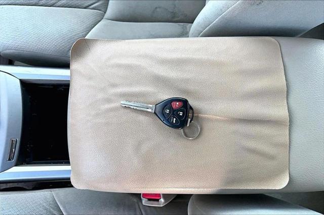 2010 Toyota Avalon XL