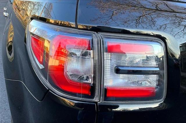 2016 GMC Acadia Denali