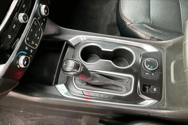 2020 Chevrolet Traverse AWD LT Cloth
