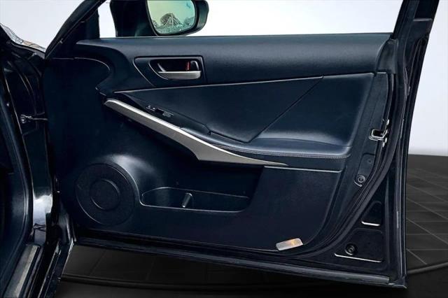 2017 Lexus IS 300 300
