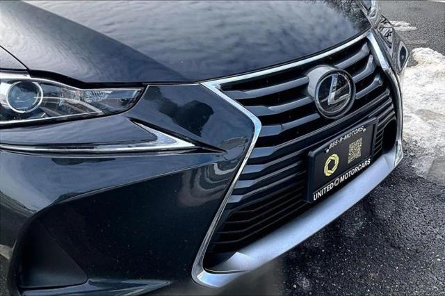 2017 Lexus IS 300 300