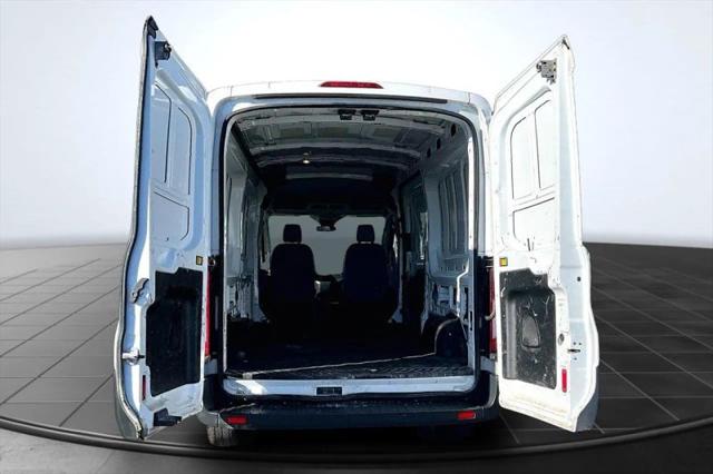 2016 Ford Transit Medium Roof w/Sliding Side Door w/LWB