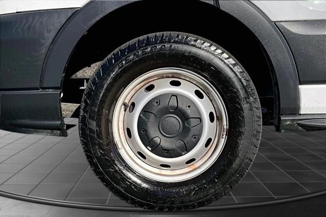 2016 Ford Transit Medium Roof w/Sliding Side Door w/LWB