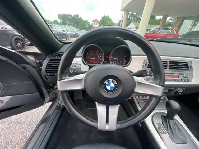 2003 BMW Z4 2.5i