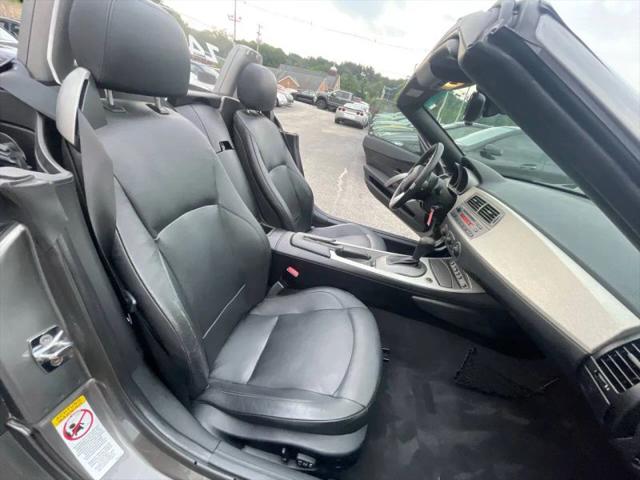 2003 BMW Z4 2.5i