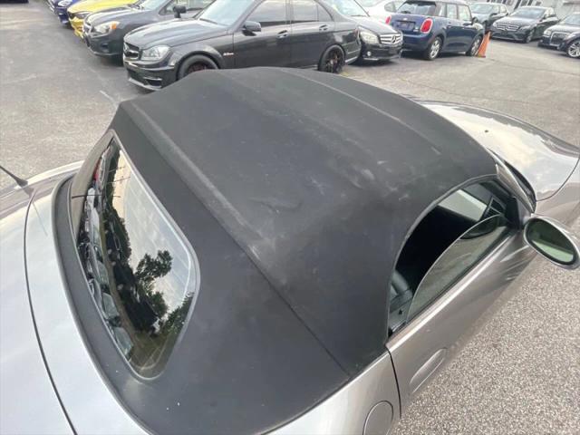 2003 BMW Z4 2.5i