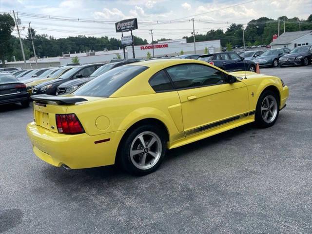 2003 Ford Mustang Mach 1