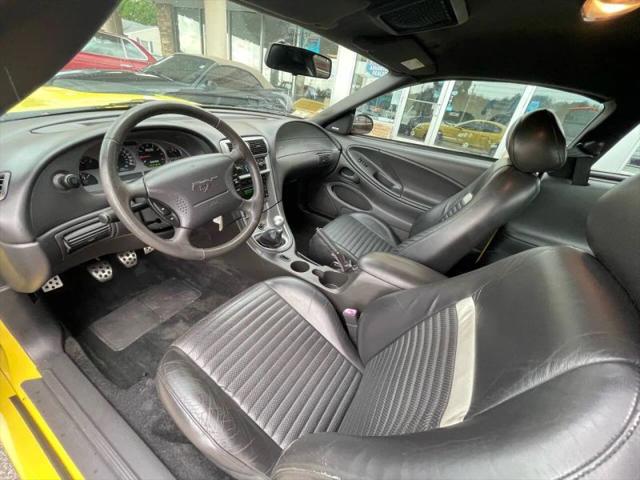 2003 Ford Mustang Mach 1
