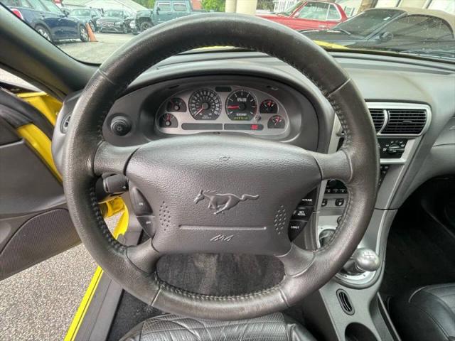 2003 Ford Mustang Mach 1