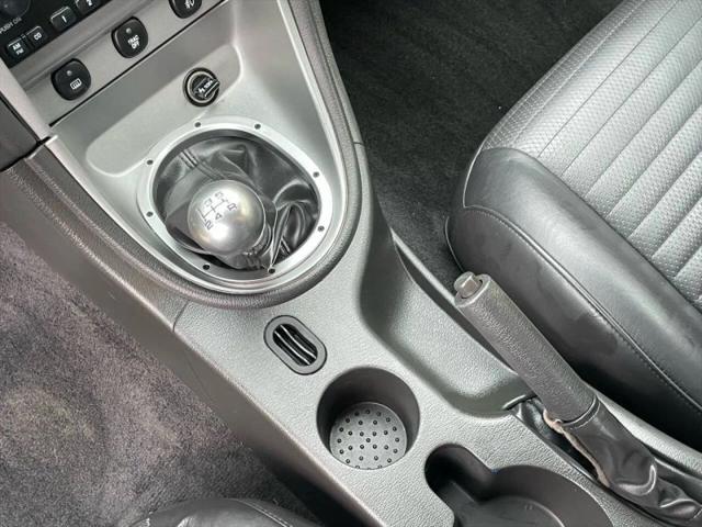 2003 Ford Mustang Mach 1