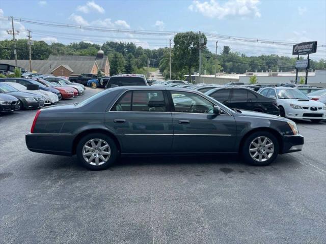 2011 Cadillac DTS Premium Collection
