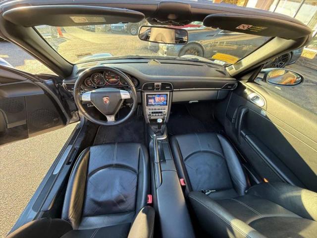 2006 Porsche 911 Carrera 4