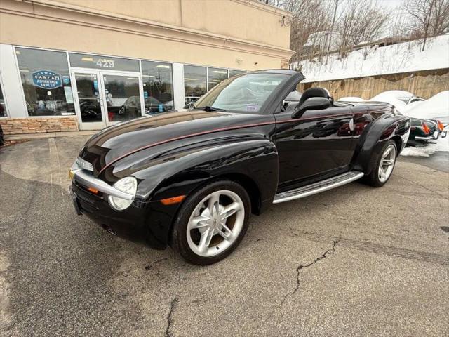 2004 Chevrolet SSR Base