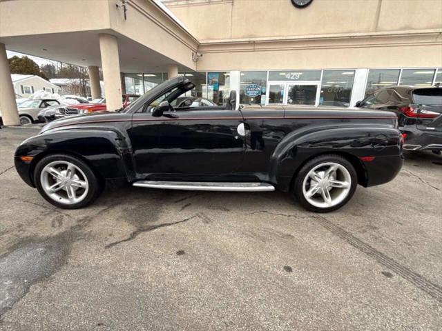 2004 Chevrolet SSR Base