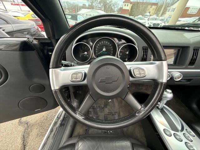 2004 Chevrolet SSR Base