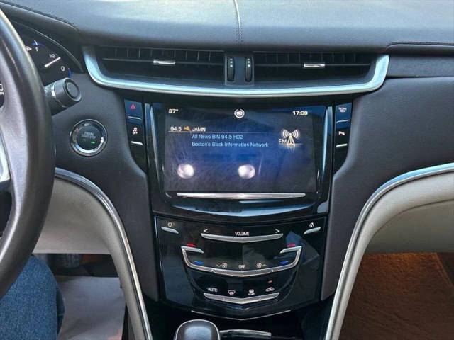 2013 Cadillac XTS Standard