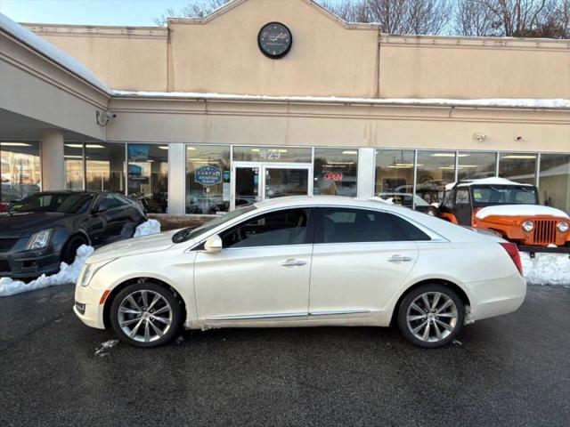2013 Cadillac XTS Standard