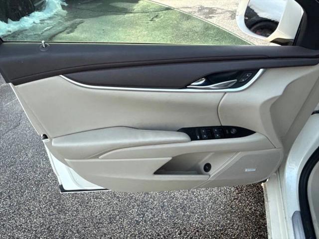 2013 Cadillac XTS Standard