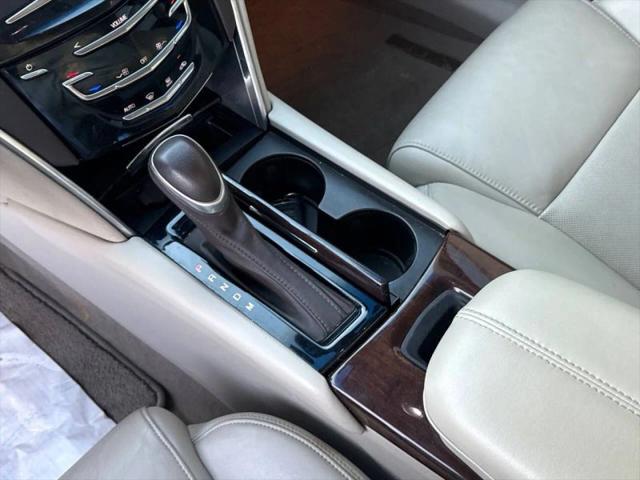 2013 Cadillac XTS Standard