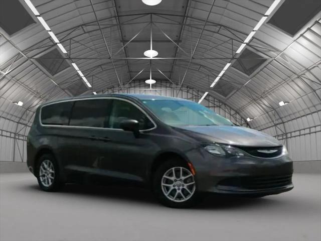 2017 Chrysler Pacifica Touring for sale in Orlando, FL
