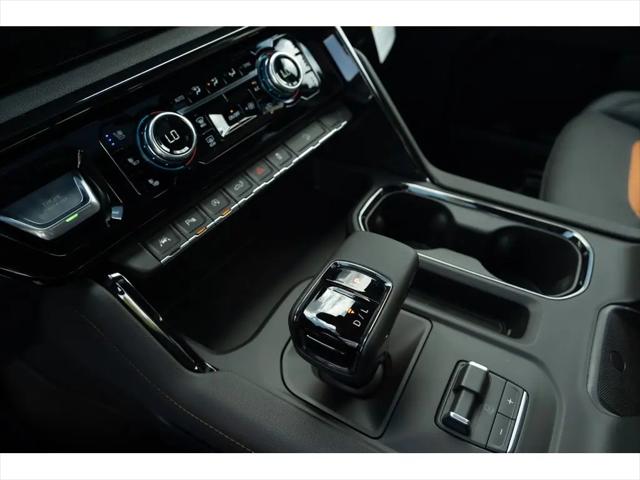 2026 GMC Sierra 1500 Crew Cab, Short Bed, AT4, 4WD
