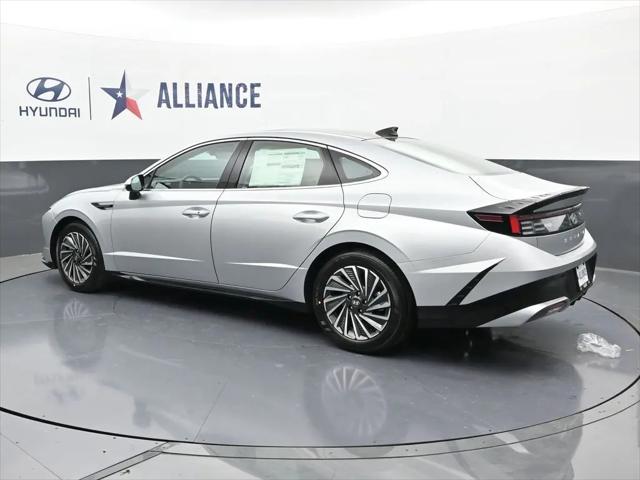 2026 Hyundai Sonata Hybrid SEL