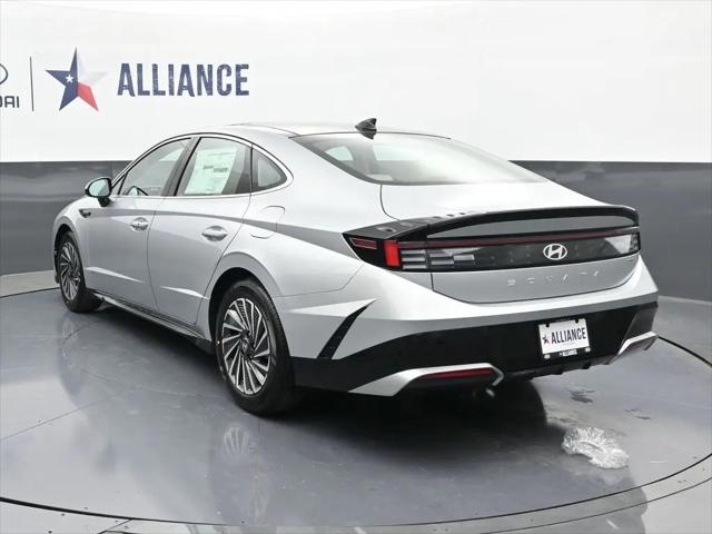 2026 Hyundai Sonata Hybrid SEL