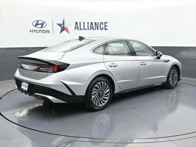 2026 Hyundai Sonata Hybrid SEL