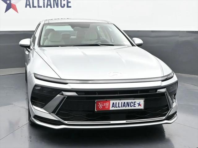 2026 Hyundai Sonata Hybrid SEL