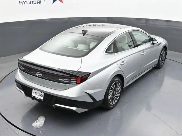 2026 Hyundai Sonata Hybrid SEL