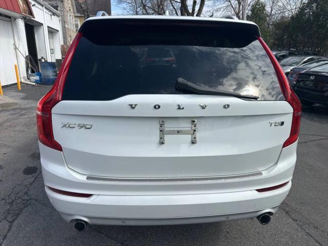 2019 Volvo XC90 T5 Momentum