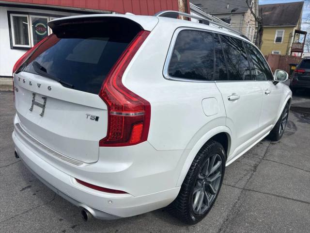 2019 Volvo XC90 T5 Momentum