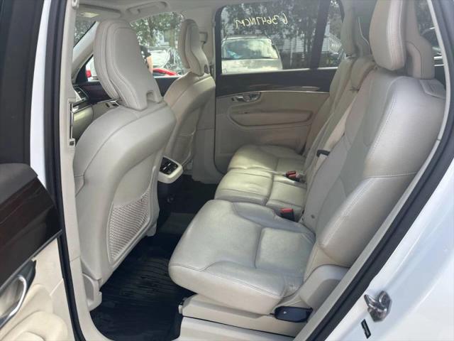 2019 Volvo XC90 T5 Momentum