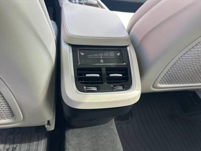 2019 Volvo XC90 T5 Momentum