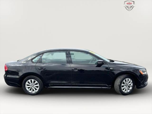 2014 Volkswagen Passat 1.8T Wolfsburg Edition