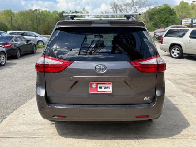 2017 Toyota Sienna XLE 7 Passenger