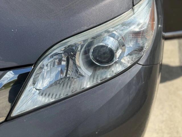2017 Toyota Sienna XLE 7 Passenger