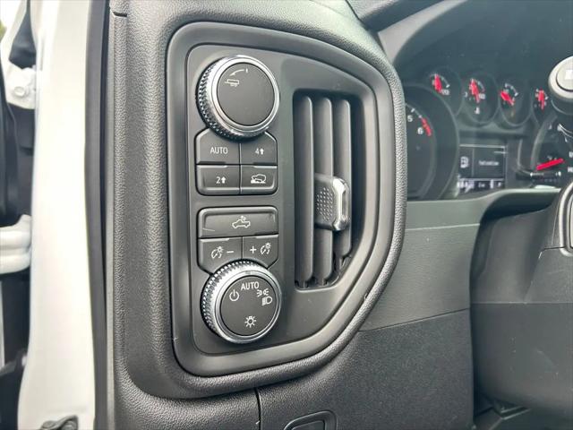 2026 GMC Sierra 1500 Double Cab, Standard Bed, Pro, 4WD