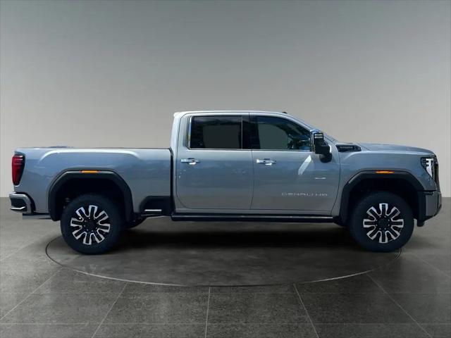 2026 GMC Sierra 3500HD Crew Cab, Long Bed, Denali Ultimate, 4WD