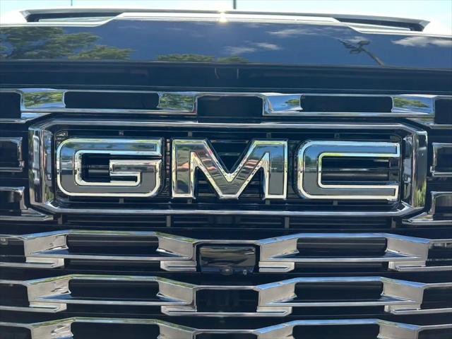 2026 GMC Sierra 3500HD Crew Cab, Long Bed, Denali Ultimate, 4WD