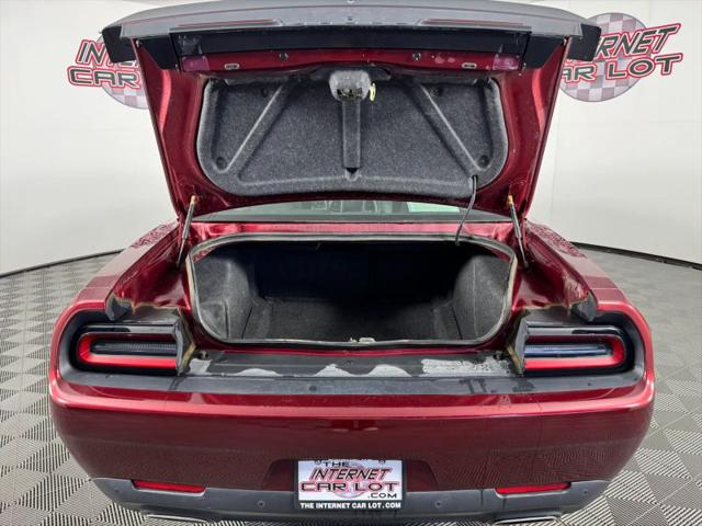 2021 Dodge Challenger SXT