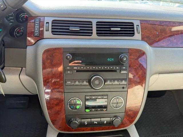 2014 Chevrolet Suburban LT