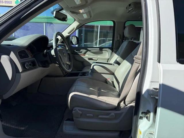 2014 Chevrolet Suburban LT