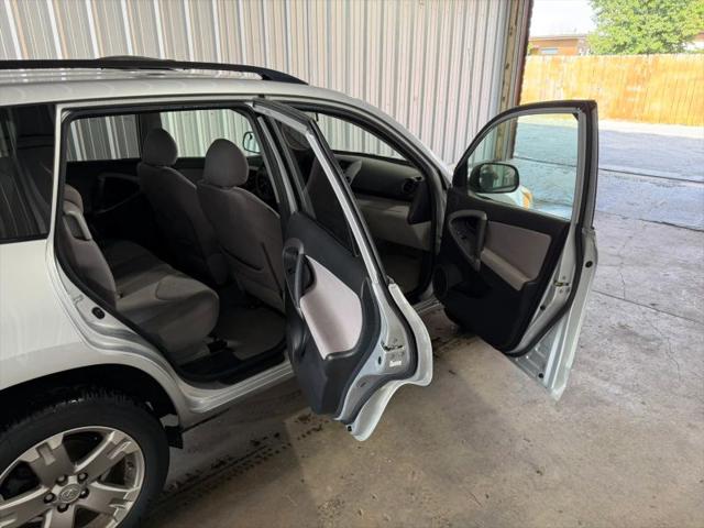 2008 Toyota RAV4 Base V6