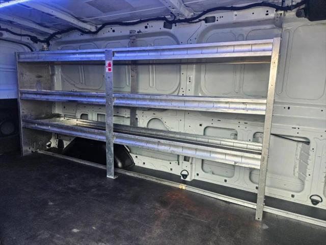 2015 Ford Transit w/60/40 Side Door