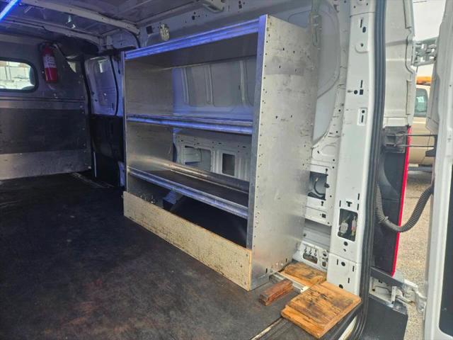 2015 Ford Transit w/60/40 Side Door