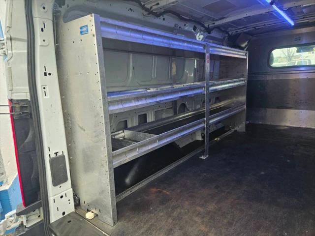 2015 Ford Transit w/60/40 Side Door
