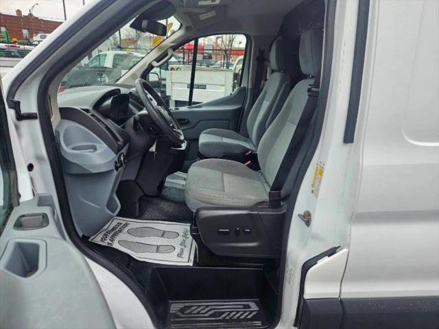 2015 Ford Transit w/60/40 Side Door